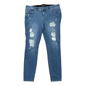 Torrid Bombshell Skinny Jeans Distressed Ripped
Women's Size 20 Extra Tall